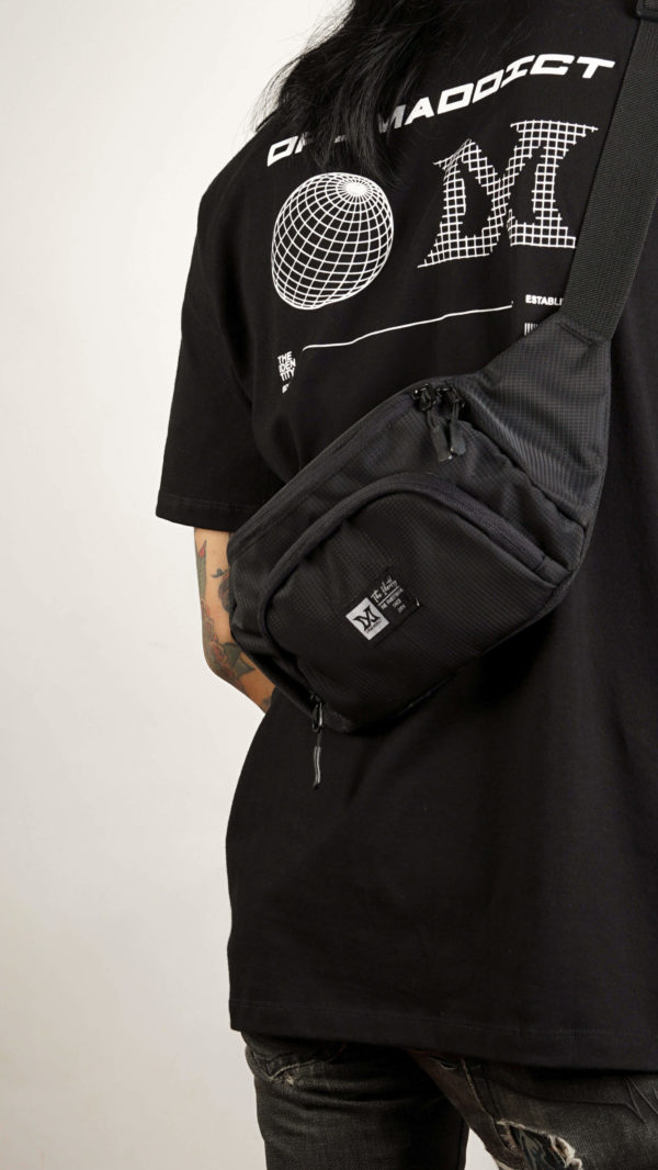 Waistbag-The-Identity-004